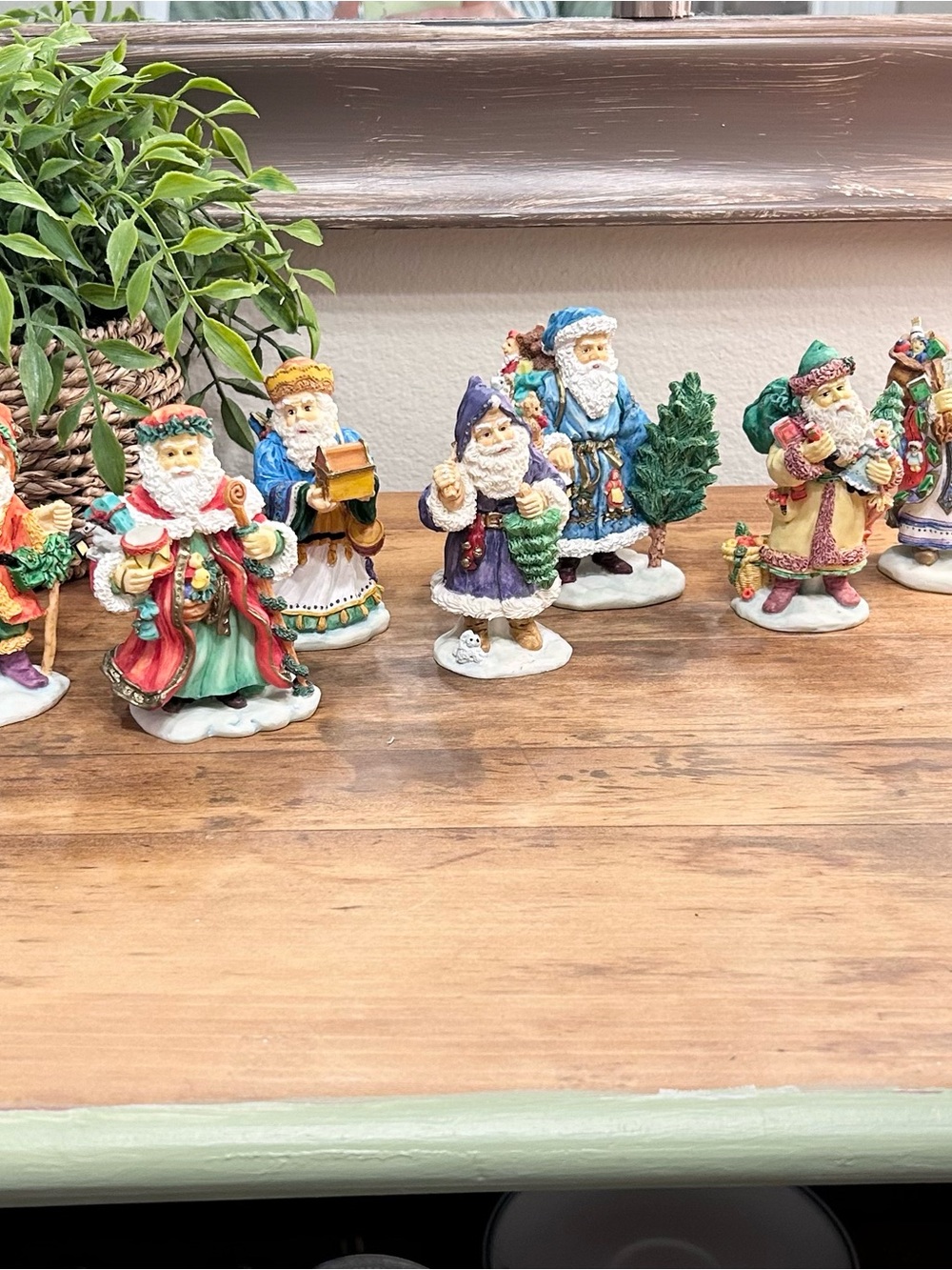 VTG Bronson Collectibles Old World Santas Lot of 7 by Katharine Stevenson 1990s